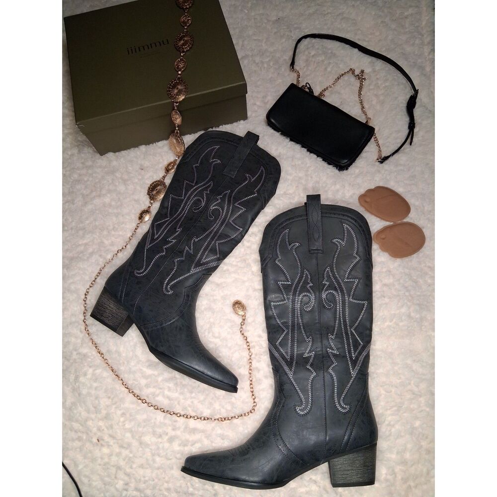 iiimmu Womenโs 11 Black Embroidered Cowboy Boots NIB